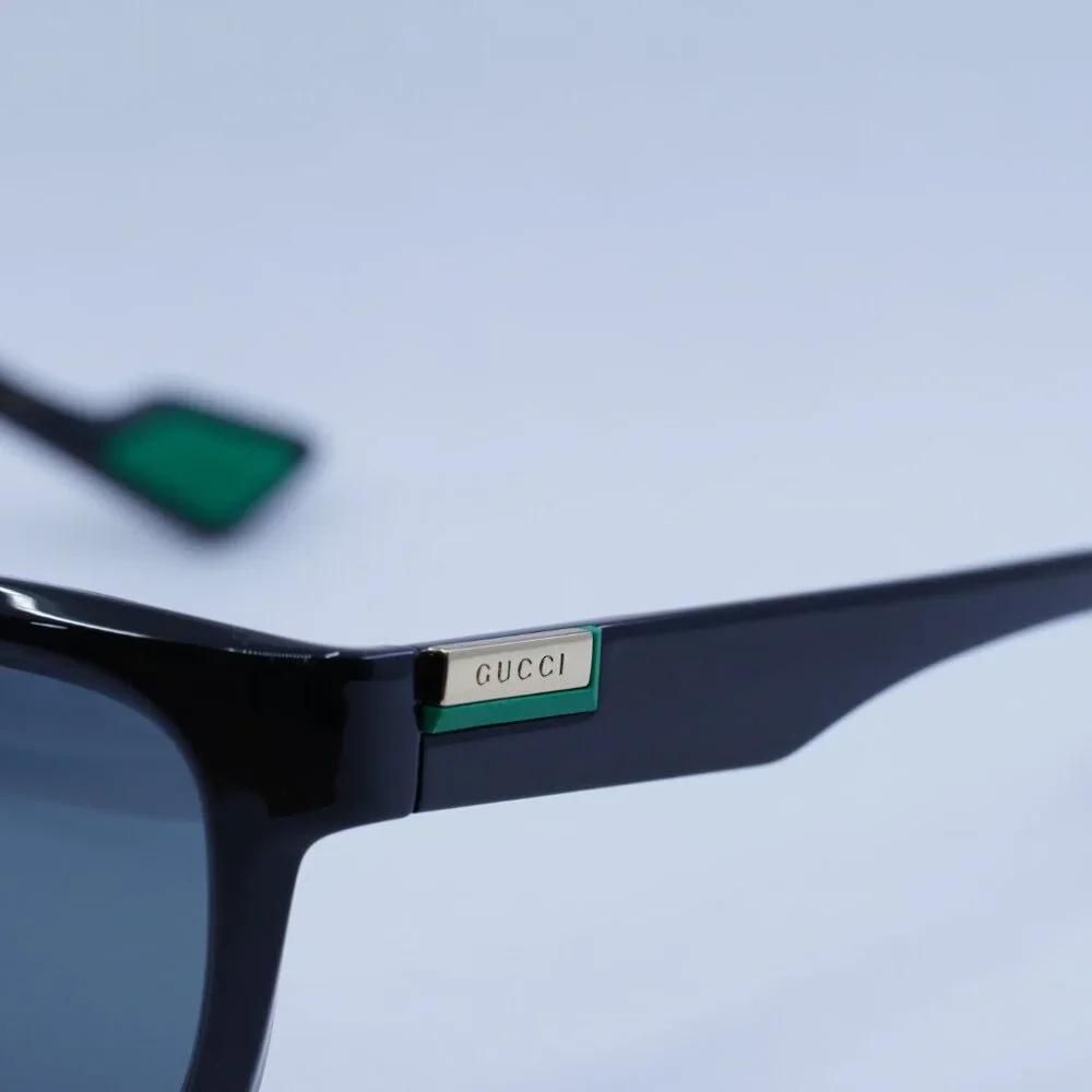 Exclusive Sale! Gucci GG1621S 001 Sunglasses Black Frame, Grey Lenses